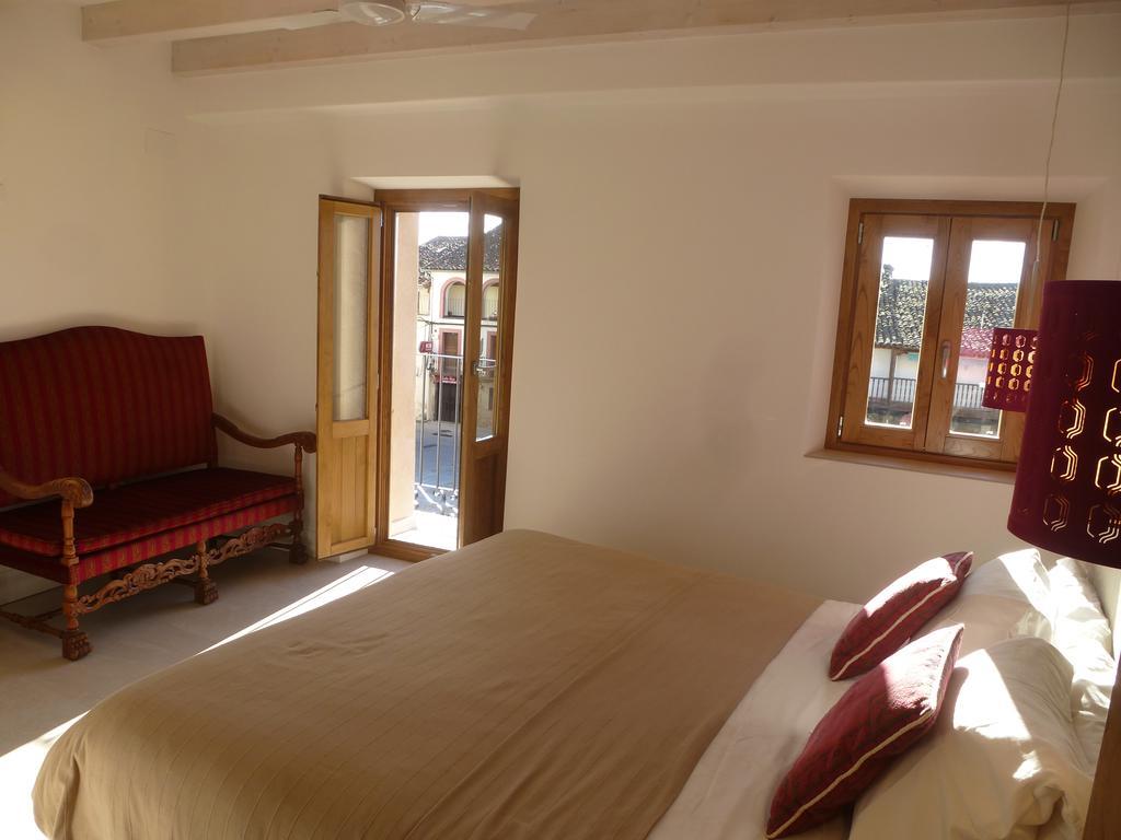 Apartamentos Rurales Entre Fuentes Cuacos De Yuste Ngoại thất bức ảnh